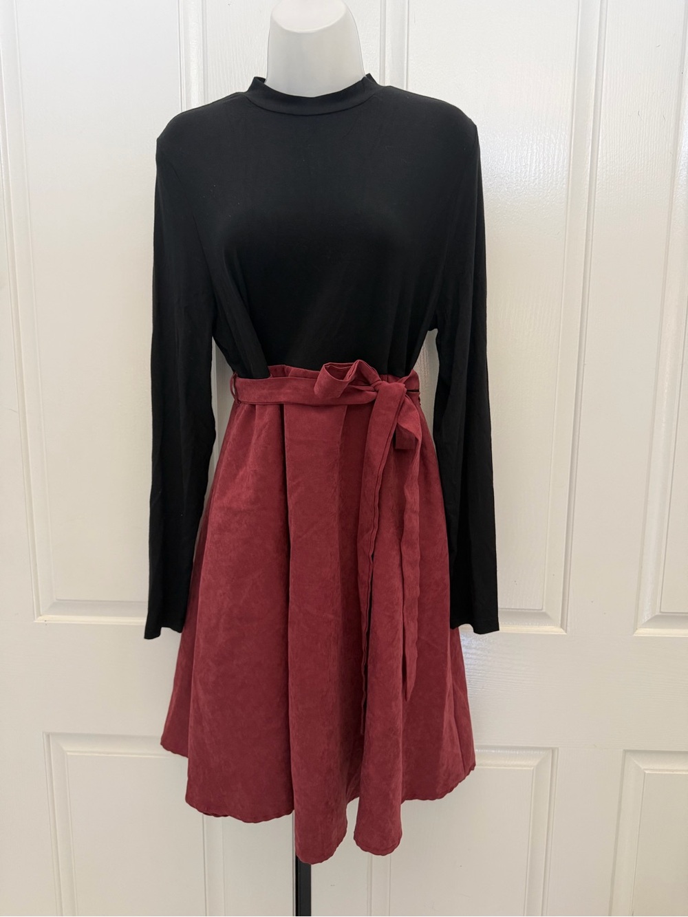 SHEIN Black & Burgundy Long Sleeve Dress with Tie Waist Sz XL